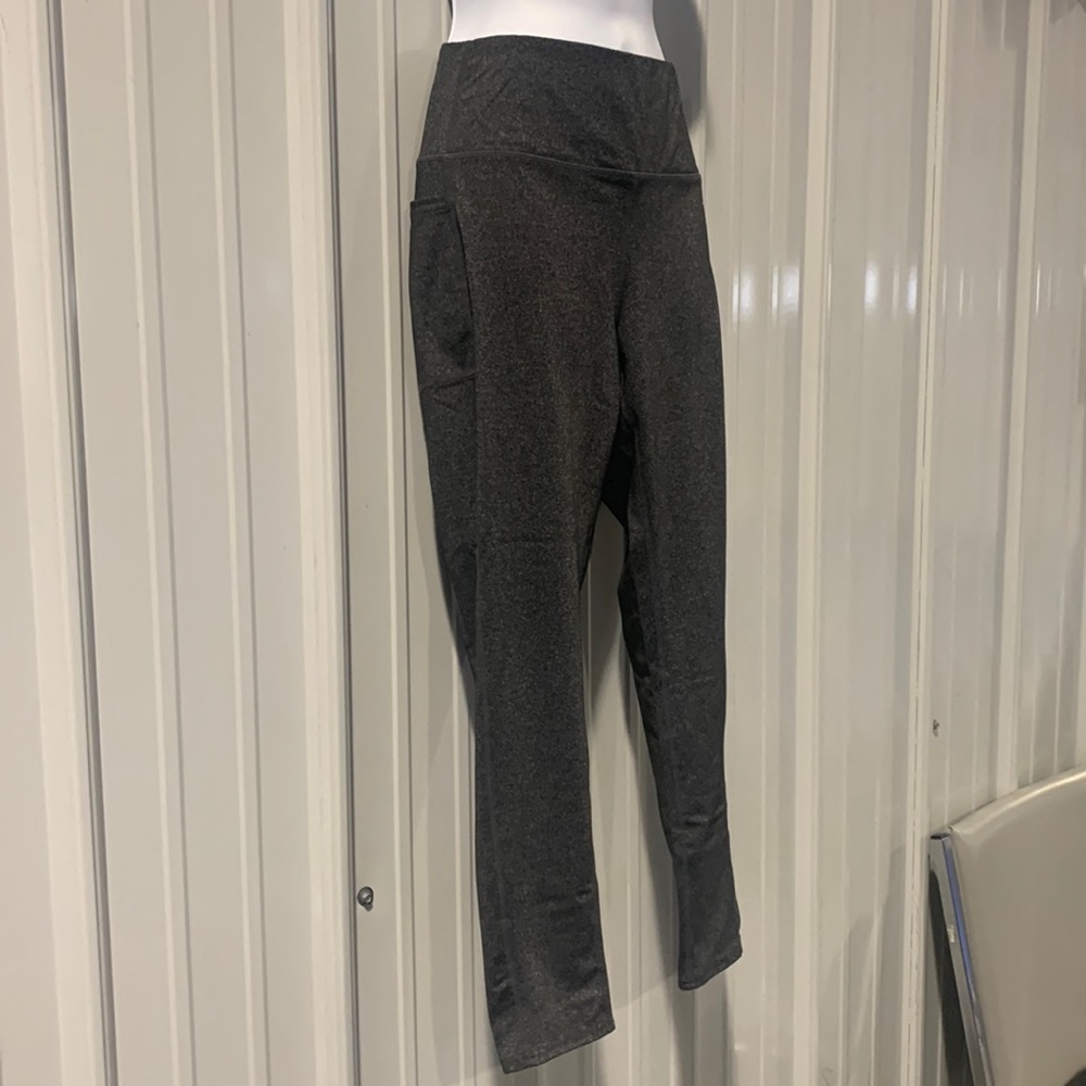 Women’s XL gray Skechers workout leggings